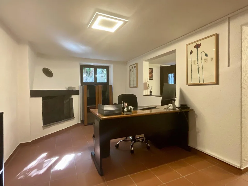 BELLINZONA - AMPIA CASA UNIFAMILIARE IN POSIZIONE CENTRALE – Foto 7 von 10