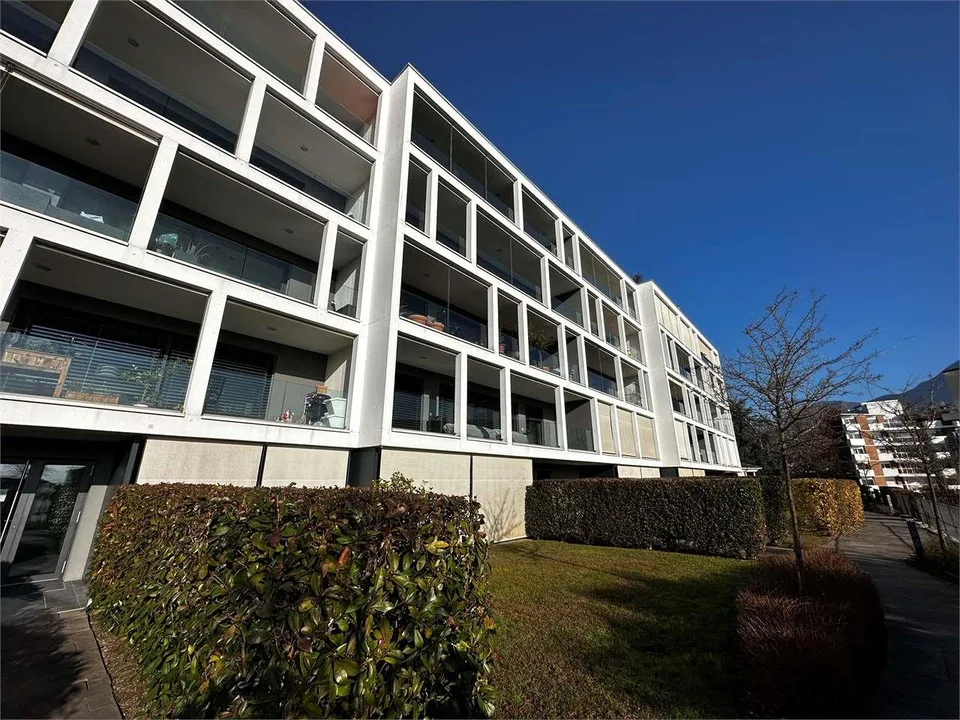 Appartamento 4.5 locali con terrazzo e vista lago – Foto 5 von 6