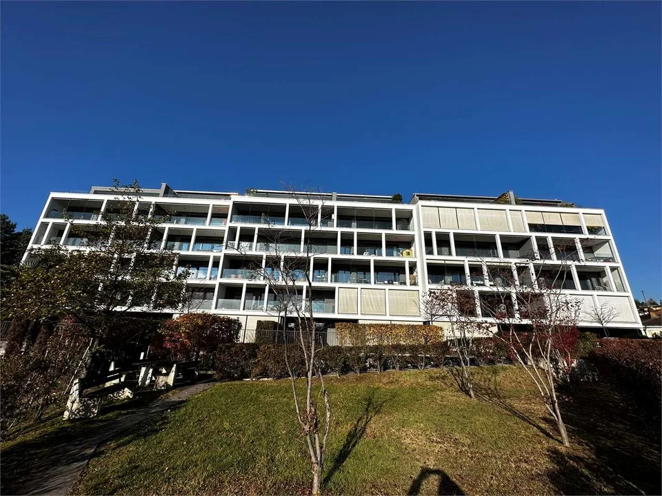 Appartamento 4.5 locali con terrazzo e vista lago – Foto 6 von 6