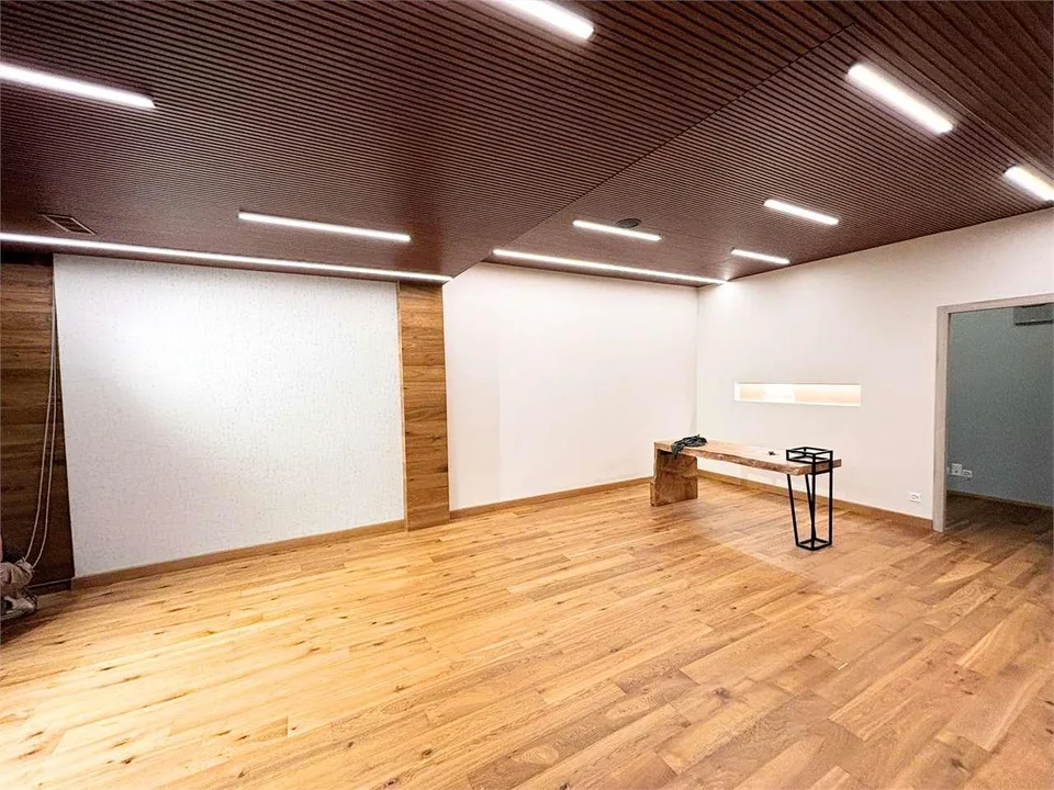 Negozio-Ufficio ristrutturato per investimento ottimo rendimento – Foto 13 von 13