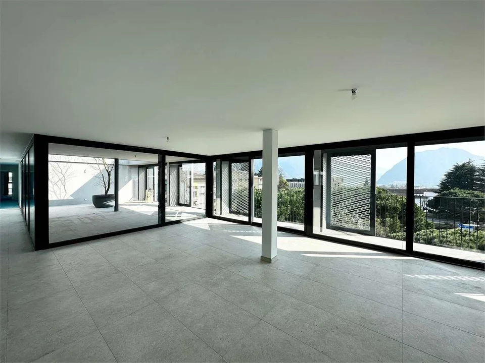 Splendido attico panoramico con ampio terrazzo – Foto 10 von 13