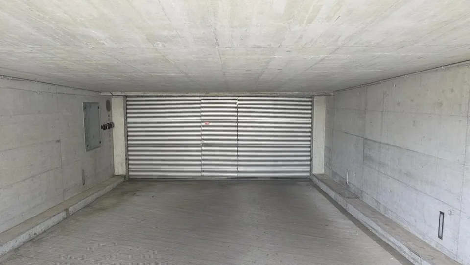 Einstellhallenplatz (mit oder ohne Elektroladestation) zu vermieten – Foto 4 von 4
