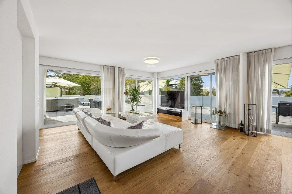 Appartement d'attique exclusif avec accès direct par ascenseur & grande terrasse sur le toit – photo 6 sur 13