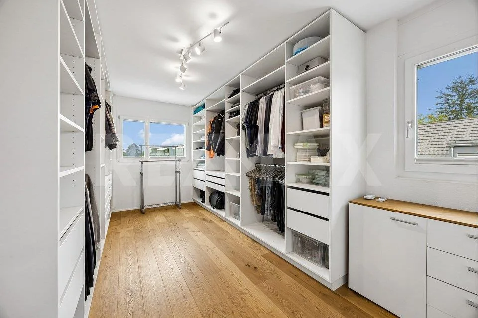 Appartement d'attique exclusif avec accès direct par ascenseur & grande terrasse sur le toit – photo 11 sur 13