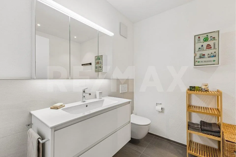 Exklusive Attikawohnung mit grosszügigem Balkon und beeindruckender Weitsicht – Foto 7 von 13