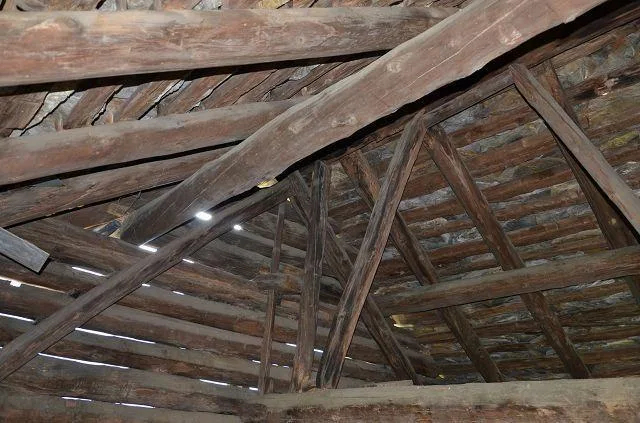 Grande rustico da ristrutturare con terreno molto soleggiata e pano... – Foto 13 von 25