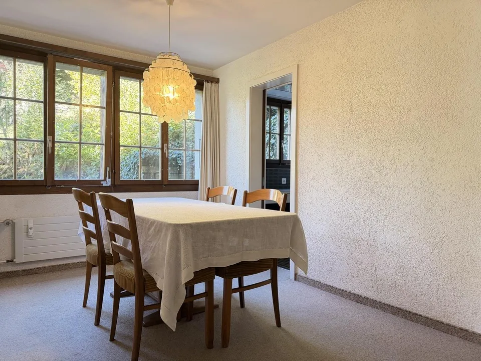 Heimelige 2½-Zimmer-Wohnung mit herrlicher Bergsicht in Grindelwald – photo 9 sur 14