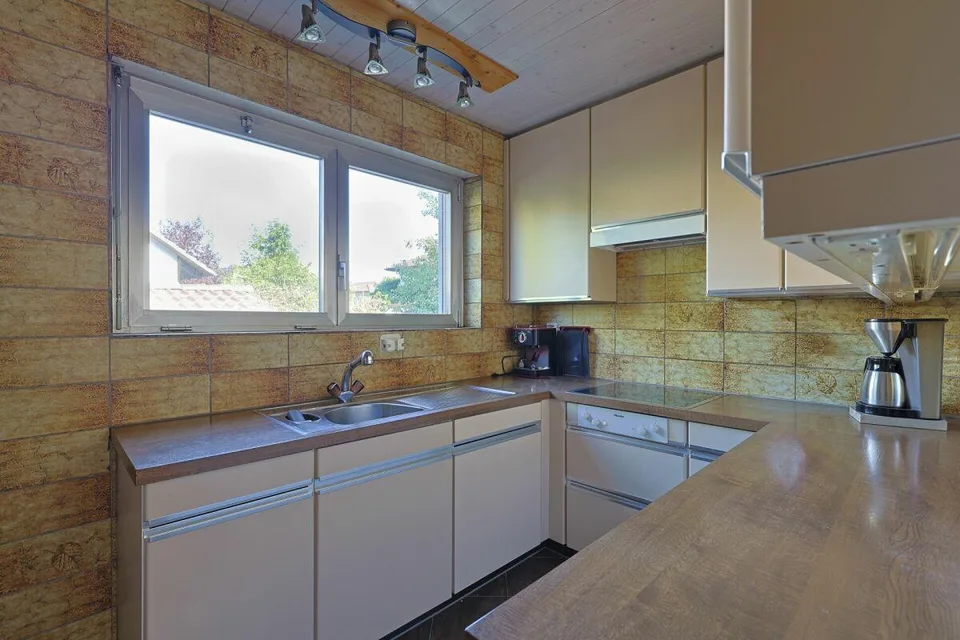 4-Zimmer Einfamilienhaus mit Ausbaupotenzial – foto 4 di 12