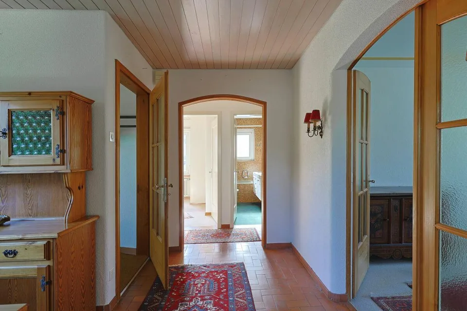 4-Zimmer Einfamilienhaus mit Ausbaupotenzial – foto 3 di 12