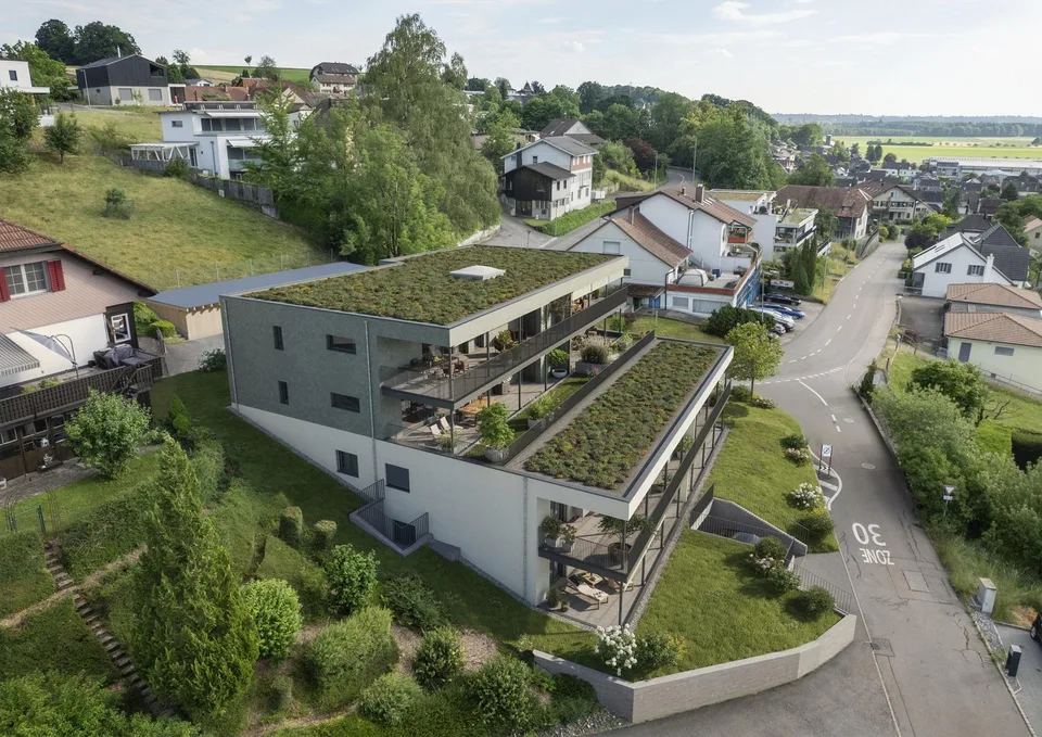 Wohnen mit Weitblick - 3.5-Zimmer Erdgeschosswohnung mit Panoramate... – Foto 2 von 3