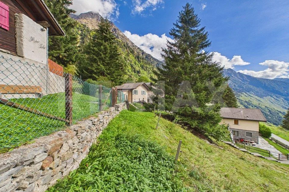 Grigioni - Terreno edificabile con vista panoramica sulle montagne – foto 7 di 13