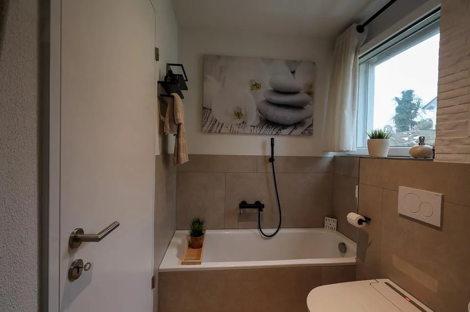 Moderne 5.5-Zimmer-Doppelhaushälfte – foto 13 di 13