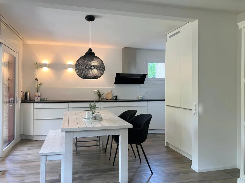 Helle 4.5-Zimmer-Wohnung mit einzigartiger Aussicht in Allschwil – foto 3 di 22