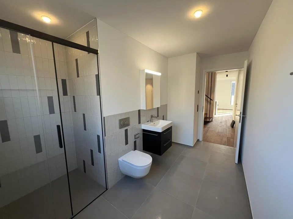 Maisonette der gehobenen Klasse - Erstbezug – Foto 8 von 13