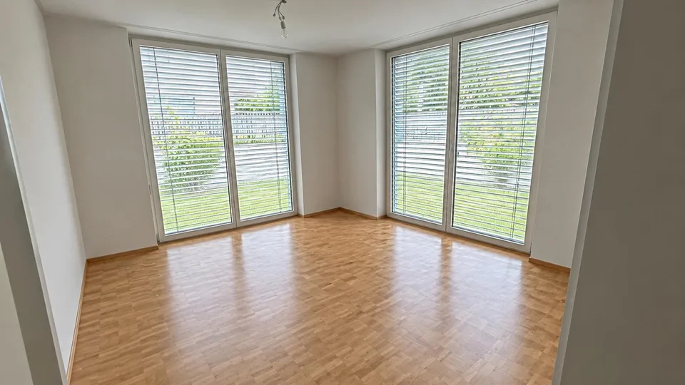 Moderne Erdgeschosswohnung in naturnaher Lage – photo 6 of 9