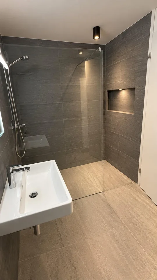 Moderne Erdgeschosswohnung in naturnaher Lage – photo 7 of 9