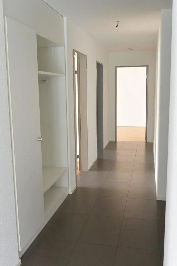modern 3.5-room apartment in central location – photo 8 of 12