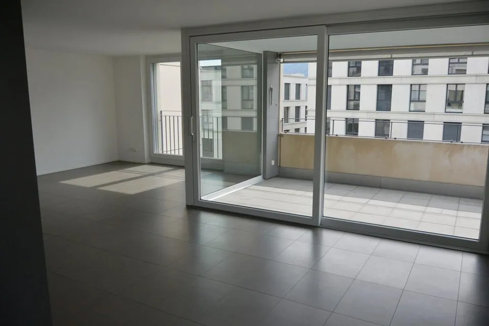 modern 3.5-room apartment in central location – photo 10 of 12