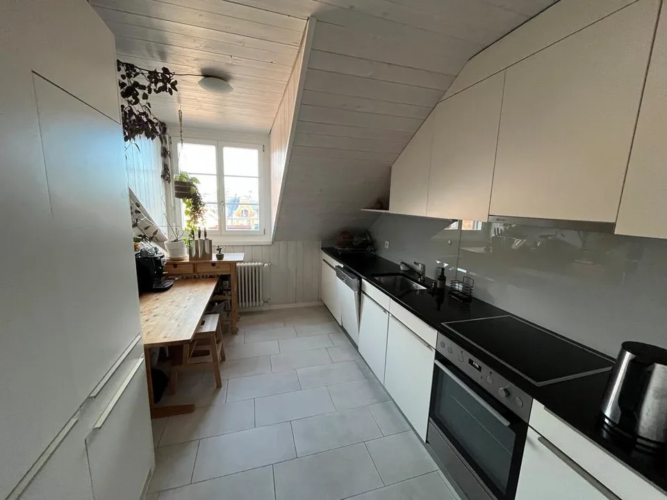 4-Zimmerwohnung an bester Lage zu vermieten – Foto 2 von 8