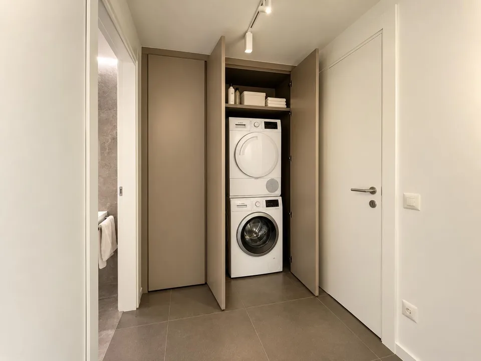 Elegante appartamento di 3.5 locali con parziale vista lago a Paradiso – Foto 9 von 10