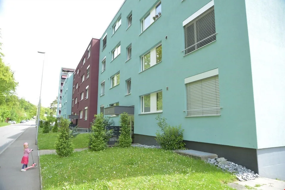 Hübsche offen gestaltete Wohnung wird frei! – Foto 7 von 8
