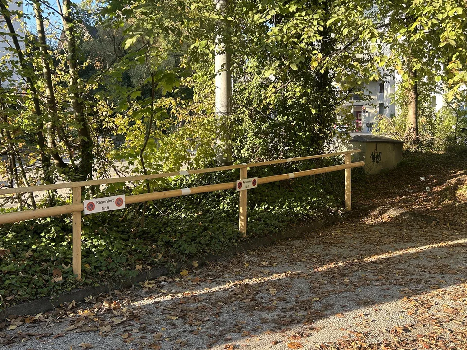 Parkplatz Nahe Stadtzentrum – Foto 2 von 2