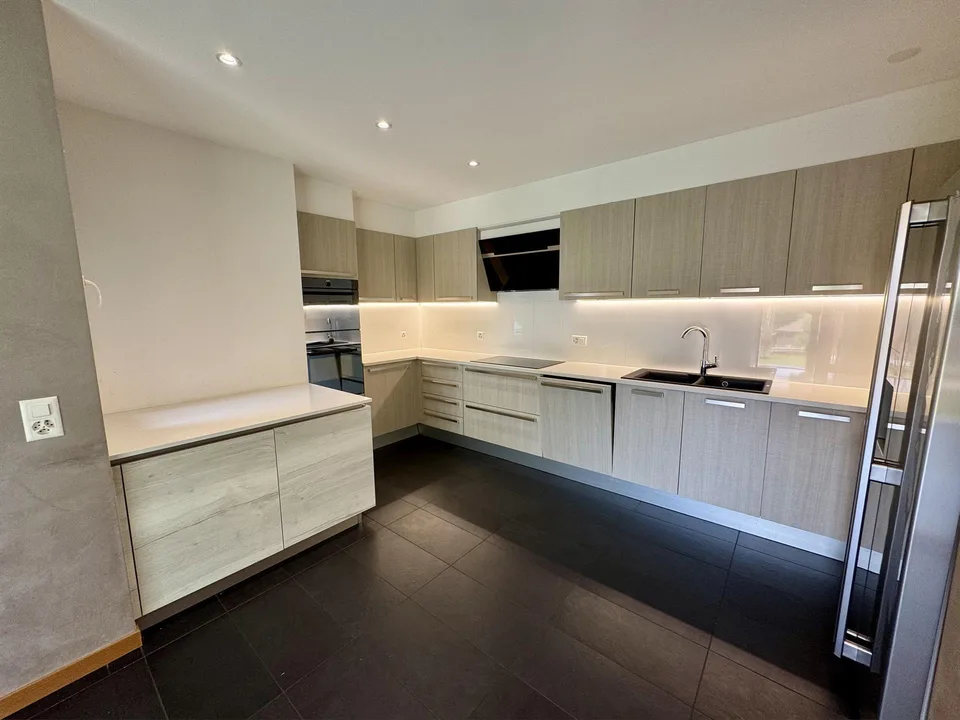 CADRO – ELEGANTE RESIDENZA CON GIARDINO PRIVATO, GARAGE DOPPIO – Foto 11 von 20