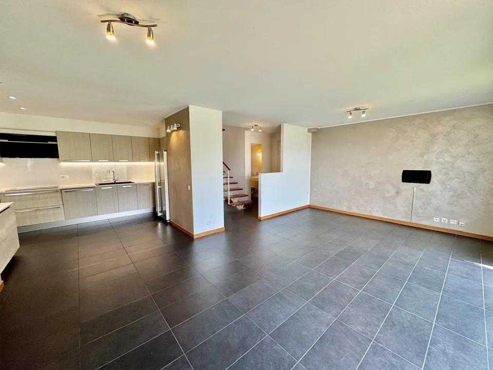 CADRO – ELEGANTE RESIDENZA CON GIARDINO PRIVATO, GARAGE DOPPIO – Foto 6 von 20