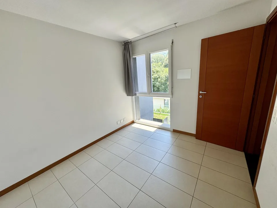 CADRO – ELEGANTE RESIDENZA CON GIARDINO PRIVATO, GARAGE DOPPIO – Foto 15 von 20