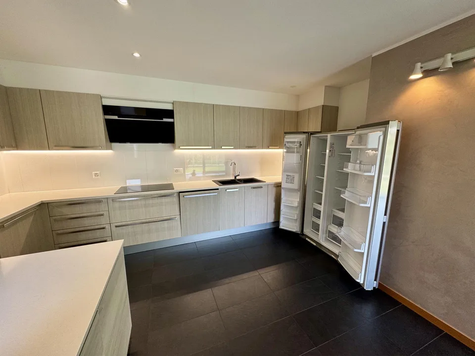 CADRO – ELEGANTE RESIDENZA CON GIARDINO PRIVATO, GARAGE DOPPIO – Foto 10 von 20