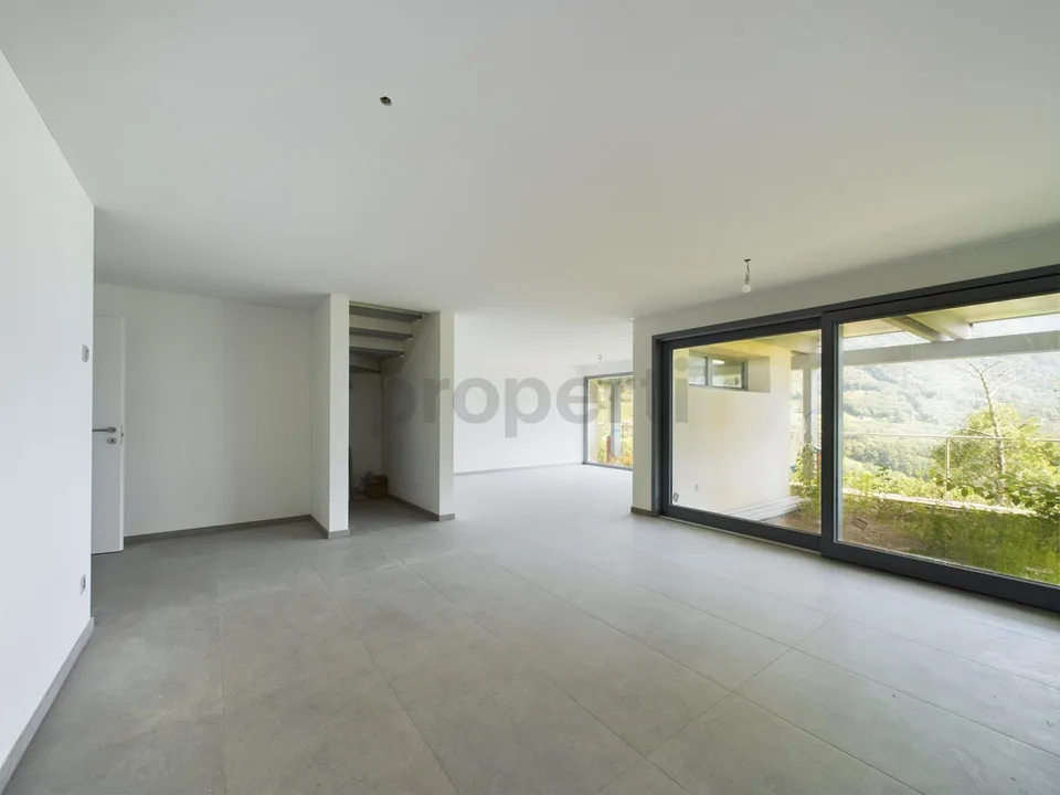 Moderna villa da 7.5 locali con vista panoramica ad Acquarossa - Va... – foto 13 di 21