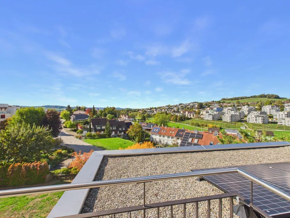 Appartement en attique 2.5 pièces avec vue panoramique merveilleuse – photo 18 sur 24