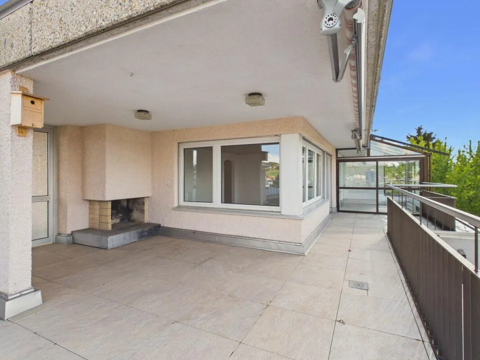 Appartement en attique 2.5 pièces avec vue panoramique merveilleuse – photo 14 sur 24