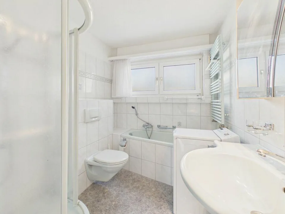 Appartement en attique 2.5 pièces avec vue panoramique merveilleuse – photo 6 sur 24