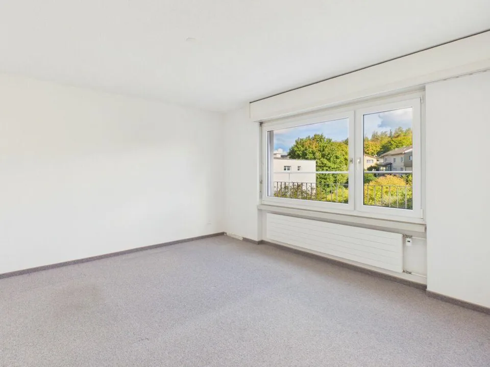 Appartement en attique 2.5 pièces avec vue panoramique merveilleuse – photo 9 sur 24