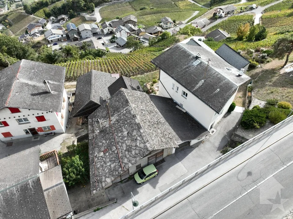 Grange-écurie de caractère à réinventer à Flanthey – foto 7 di 9