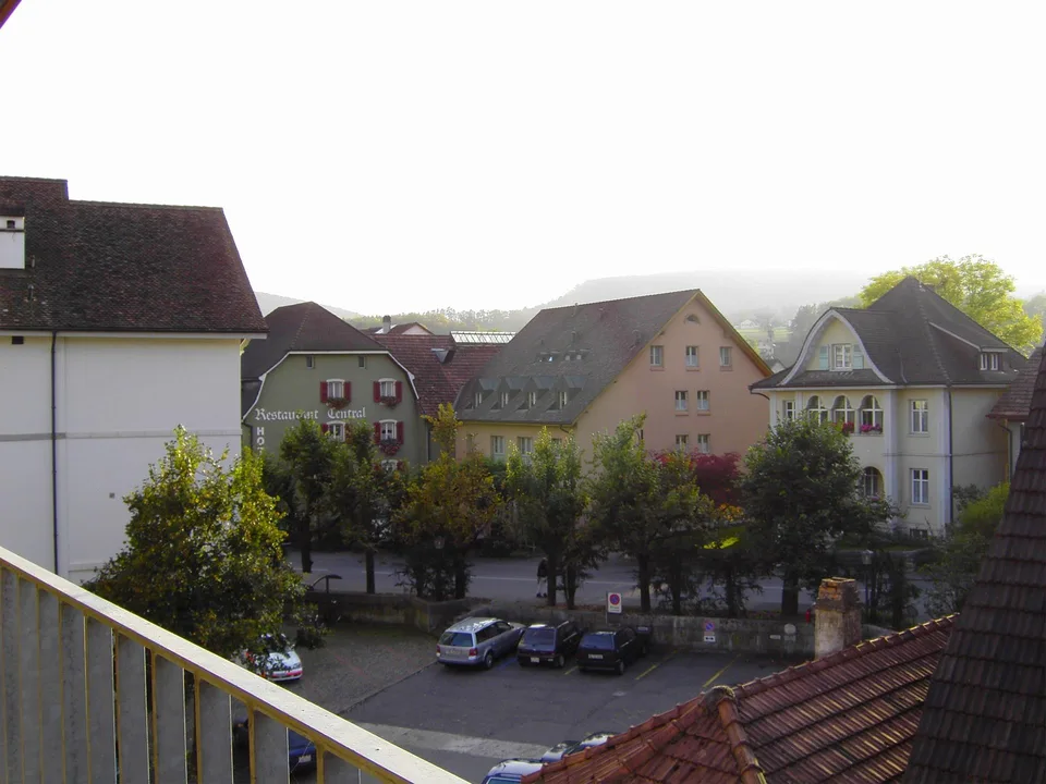Charmante 3-Zimmer-Wohnung mit Balkon im Stedtli – Foto 4 von 9