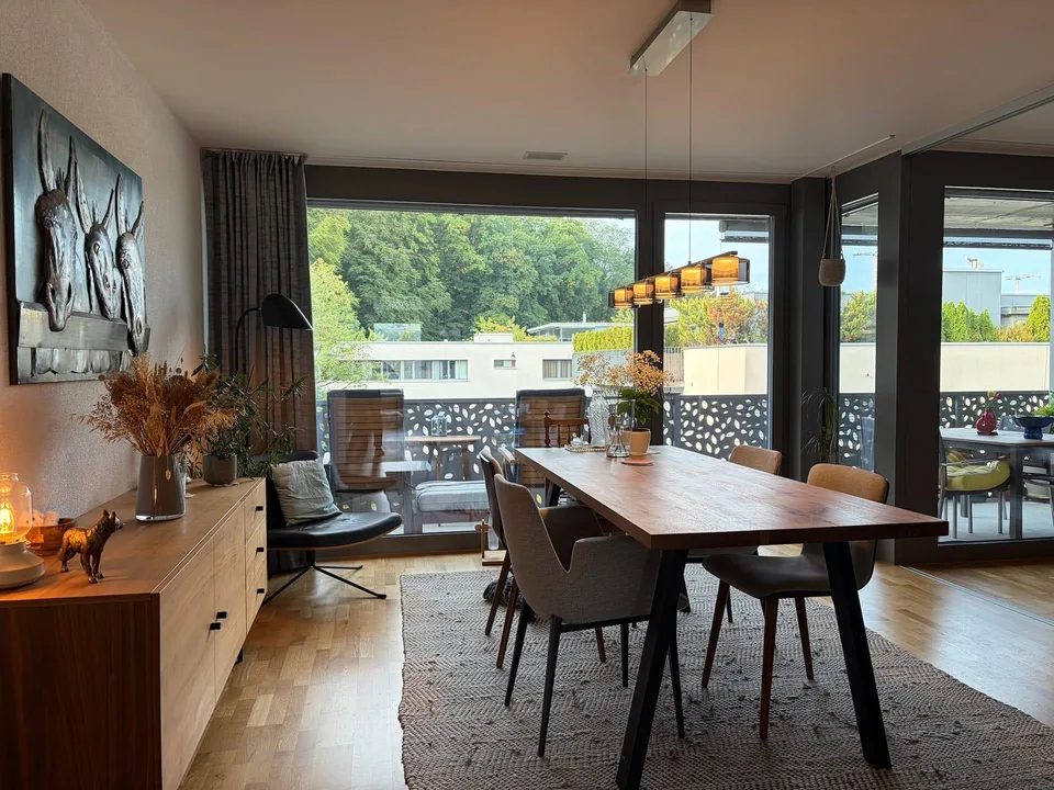 moderne 4-Zimmerwohnung in ruhigem Quartier am Kirschenacker – foto 2 di 7