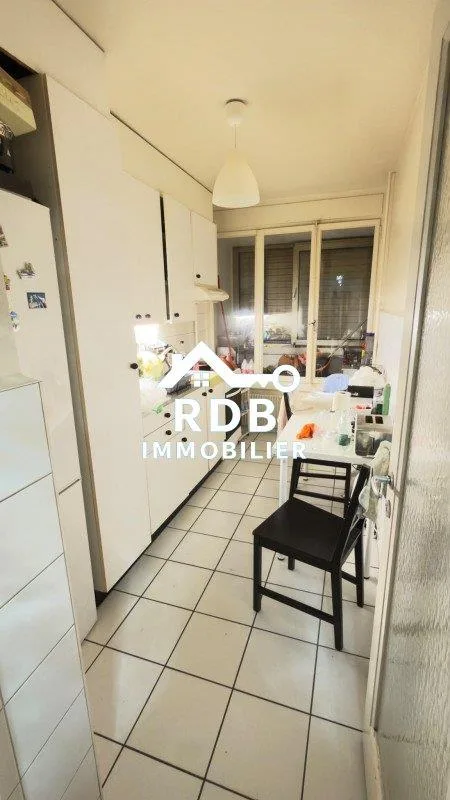 Appartement de 3 pièces au rez-de-chaussée situé à Genève 1202 – foto 3 di 5