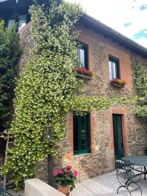 Grande, esclusiva e originale proprietà nel cuore di Muzzano – Foto 7 von 20