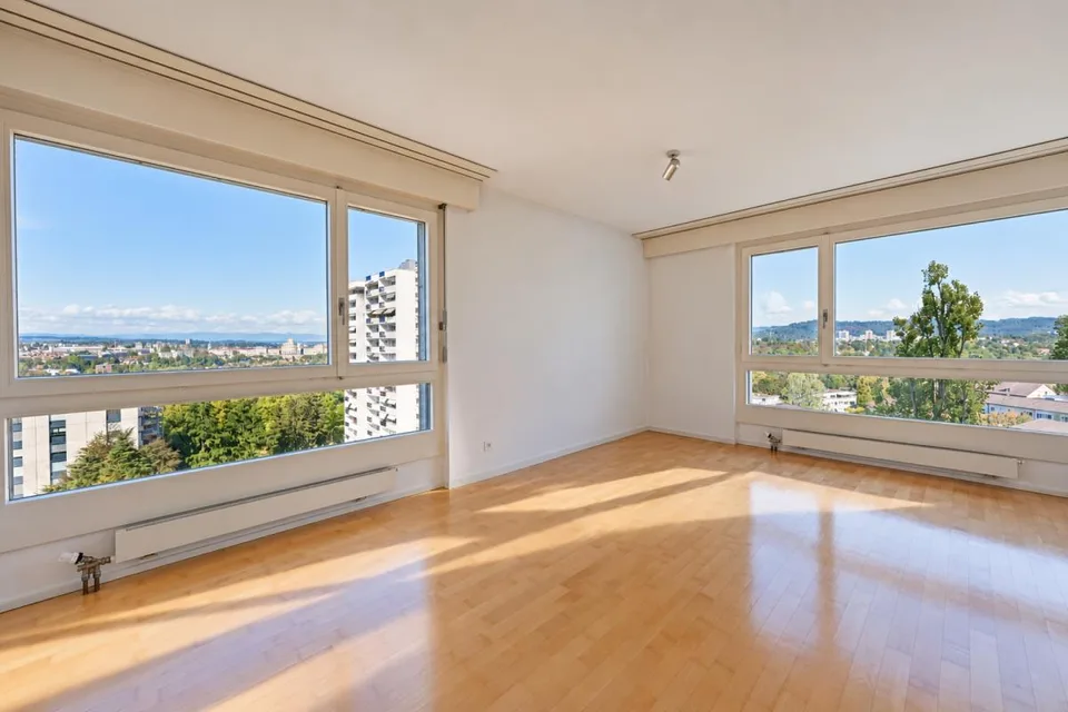 Helle 3-Zimmerwohnung mit Berg- und Stadtblick inklusive Einstellplatz – photo 6 of 9