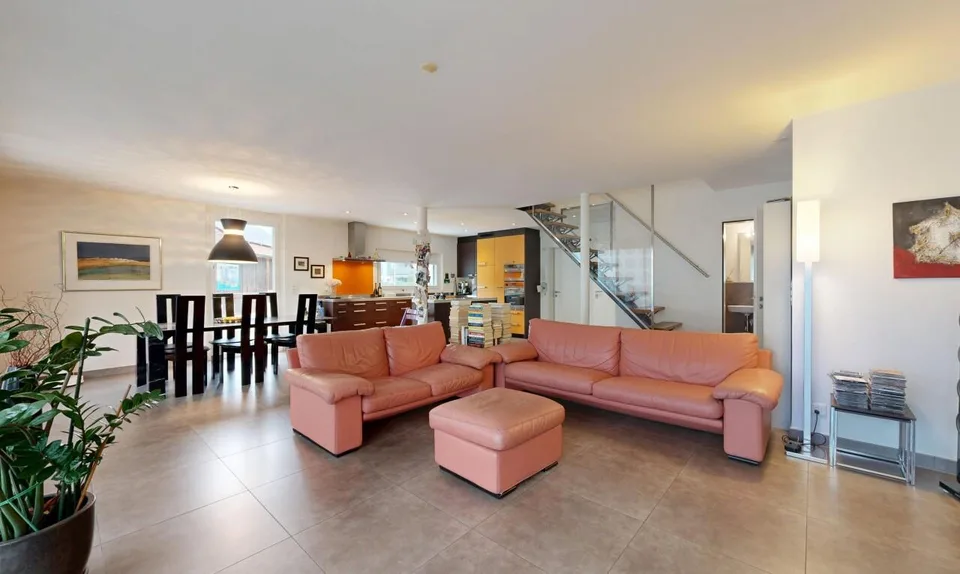 5.5-Zimmer-Duplexwohnung mit grosszügigen Terrassen in Niederglatt – Foto 2 von 11