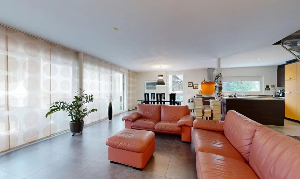5.5-Zimmer-Duplexwohnung mit grosszügigen Terrassen in Niederglatt – Foto 3 von 11