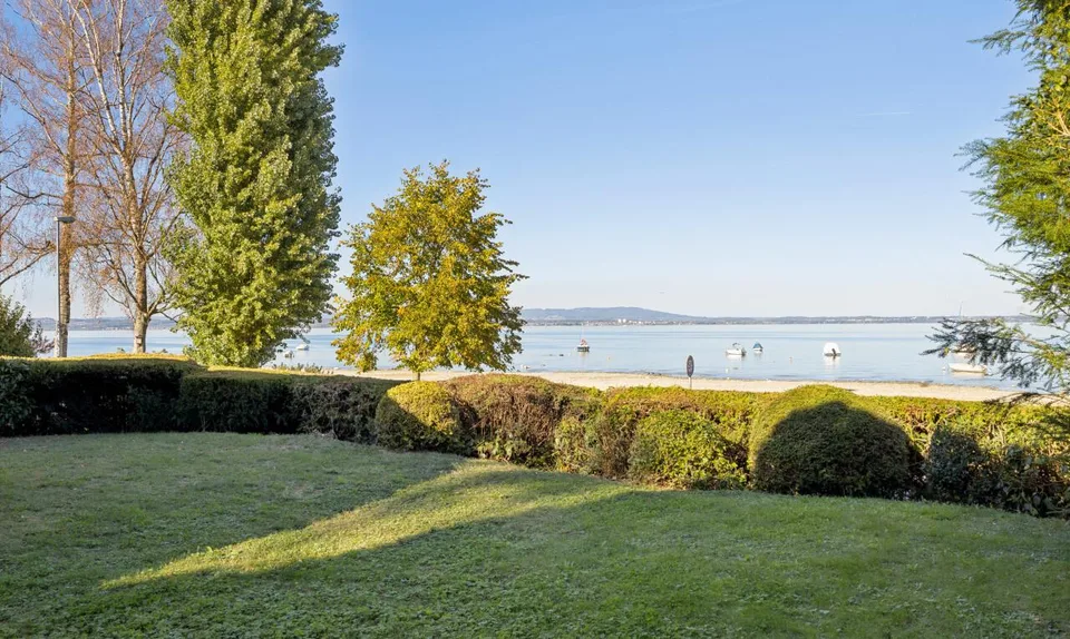 Einmalige Rarität am Bodensee – exklusives Seegrundstück in Kesswil – Foto 3 von 11