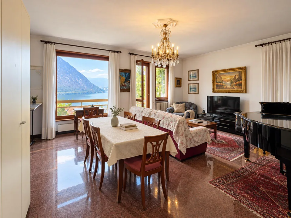 Appartamento duplex vista lago a Campione d'Italia – Foto 2 von 13