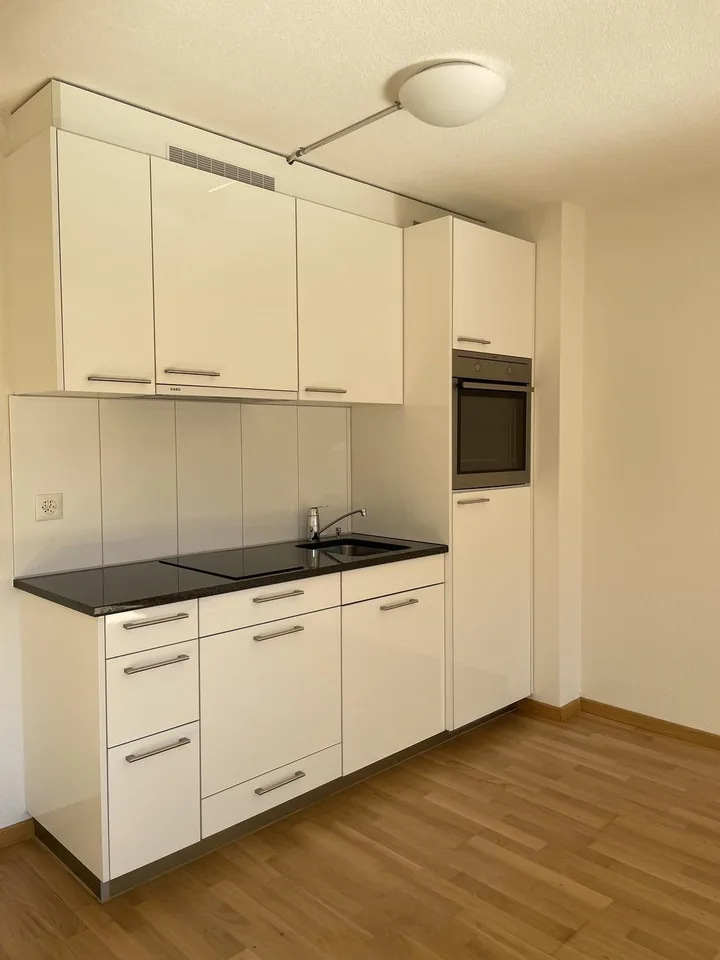 1-Zimmer-Wohnung an zentraler Lage im Kreis 4 – Foto 3 von 6