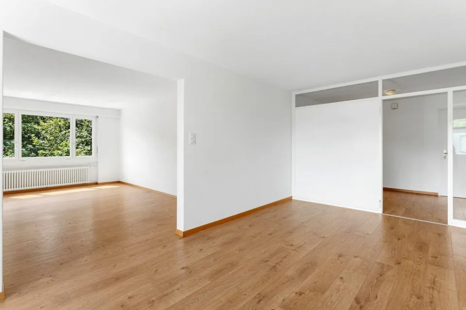 Preiswerte 4.5-Zimmerwohnung - ruhig gelegen und im Grünen – Foto 5 von 12