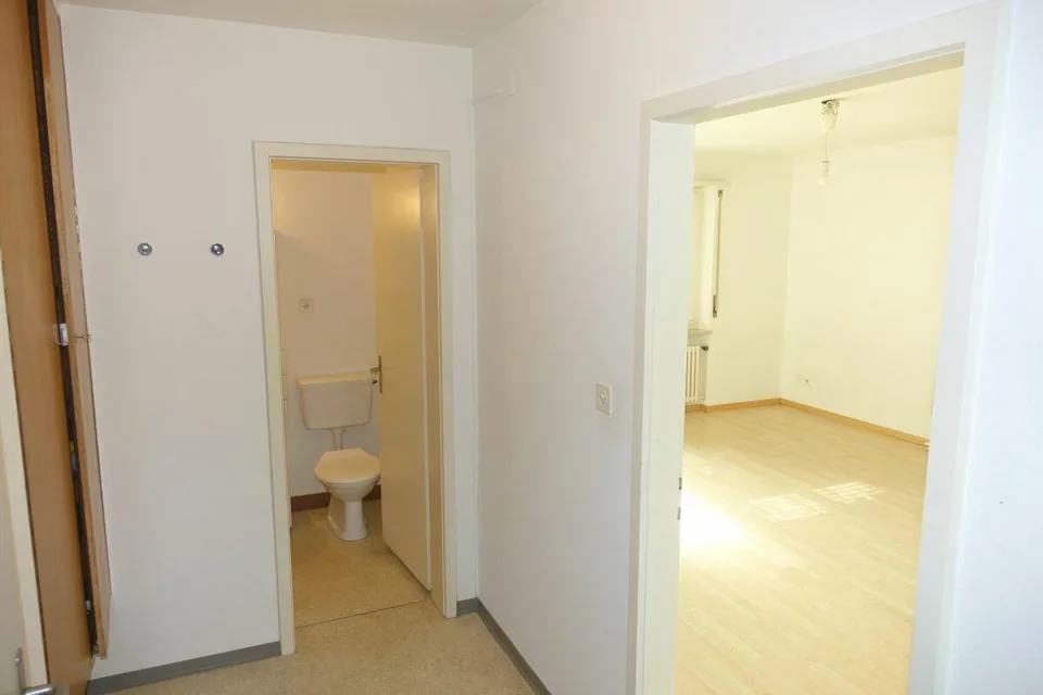 kleine, gemütliche Wohnung mit grosser Terrasse – Foto 2 von 6
