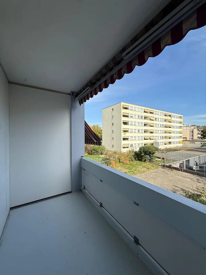 Helle 3.5-Zimmerwohnung mit Balkon im 2. Stock – Foto 12 von 12