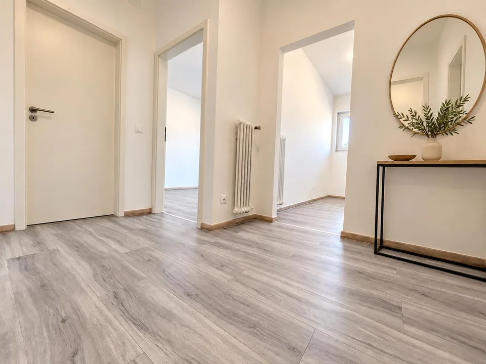Moderno 2.5 locali con vista a Chiasso – Foto 4 von 9